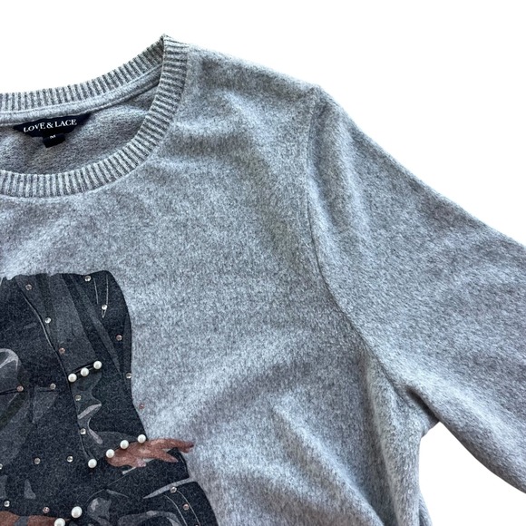 Love and Lace Gray Sweater with Fashion Graphic - Picture 6 of 16